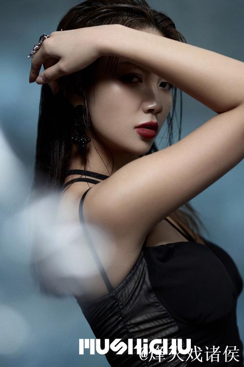 国产美女精品大片推荐